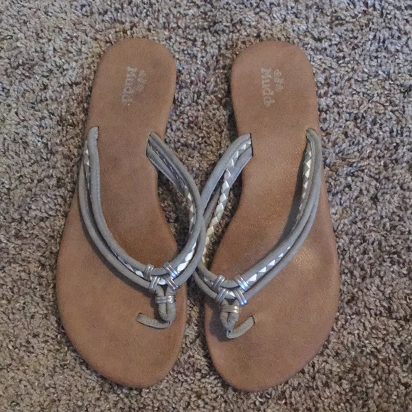 mudd flip flops